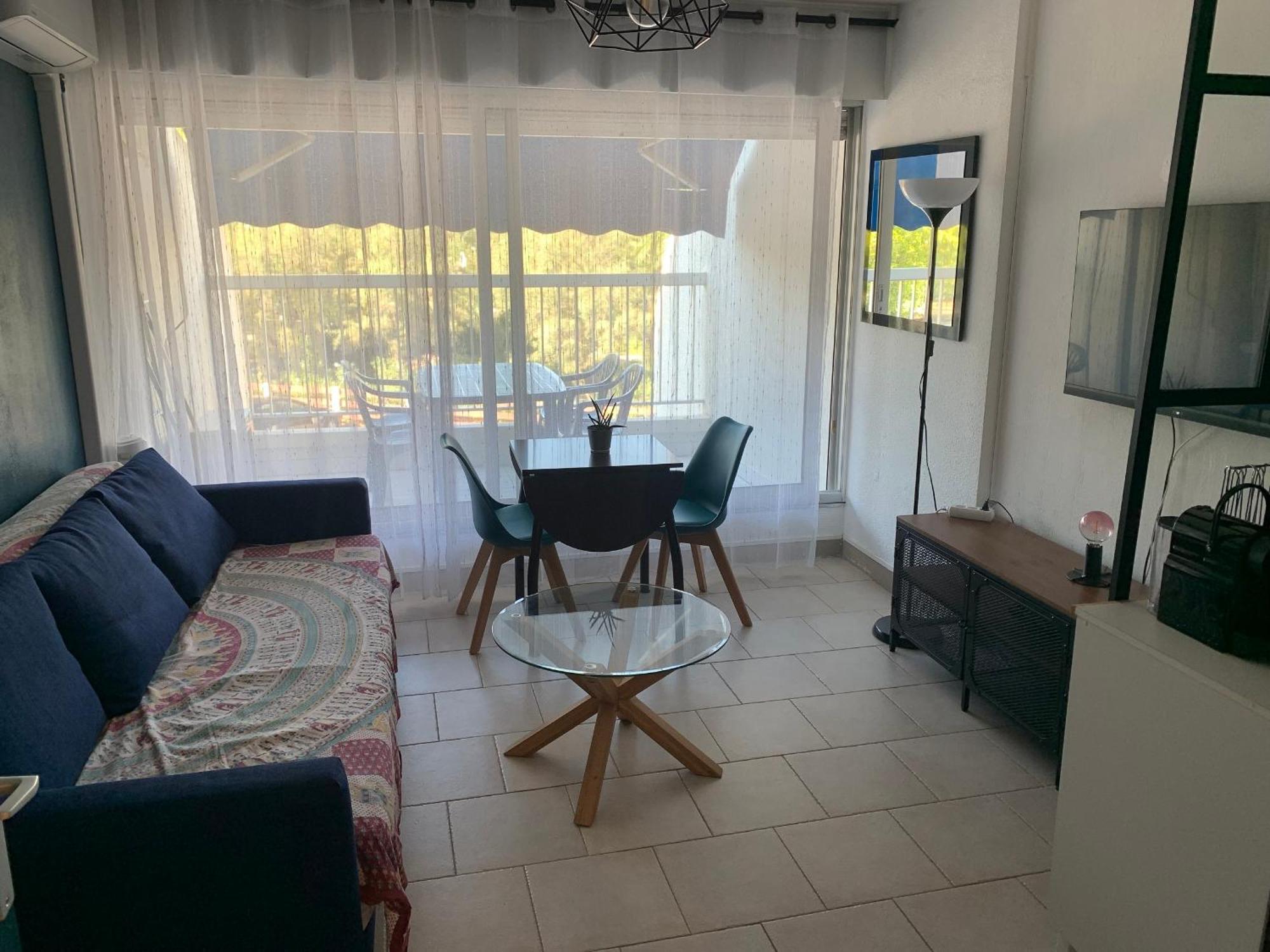 Vittoria Immobilier 9 -Reglement Sur Place - Cheques Vacances Acceptes La Grande-Motte Rom bilde
